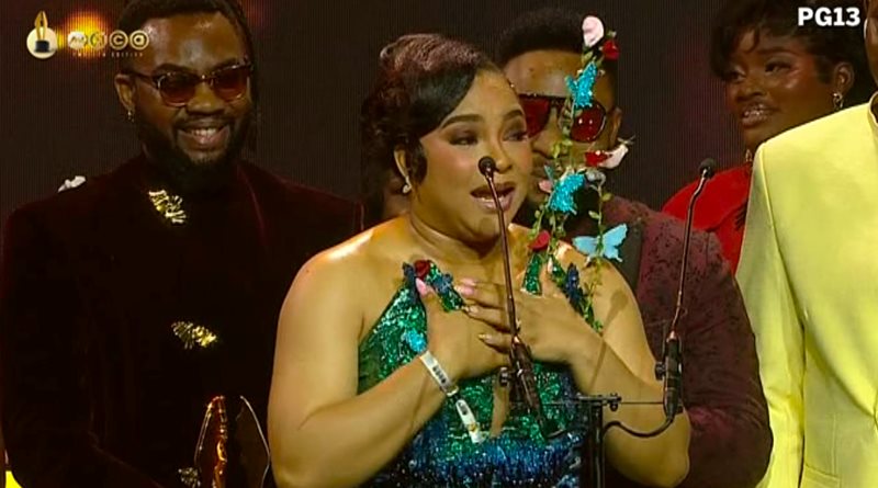 Linda Ejiofor stuns Funke Akindele to win AMVCA Best Supporting Actress Award – P.M. News